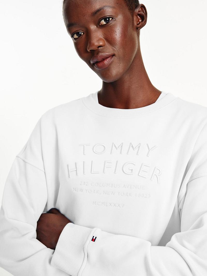 Női Tommy Hilfiger Organic Pamut Embroidered Logo Pulóverek Fehér | HU 396UZG